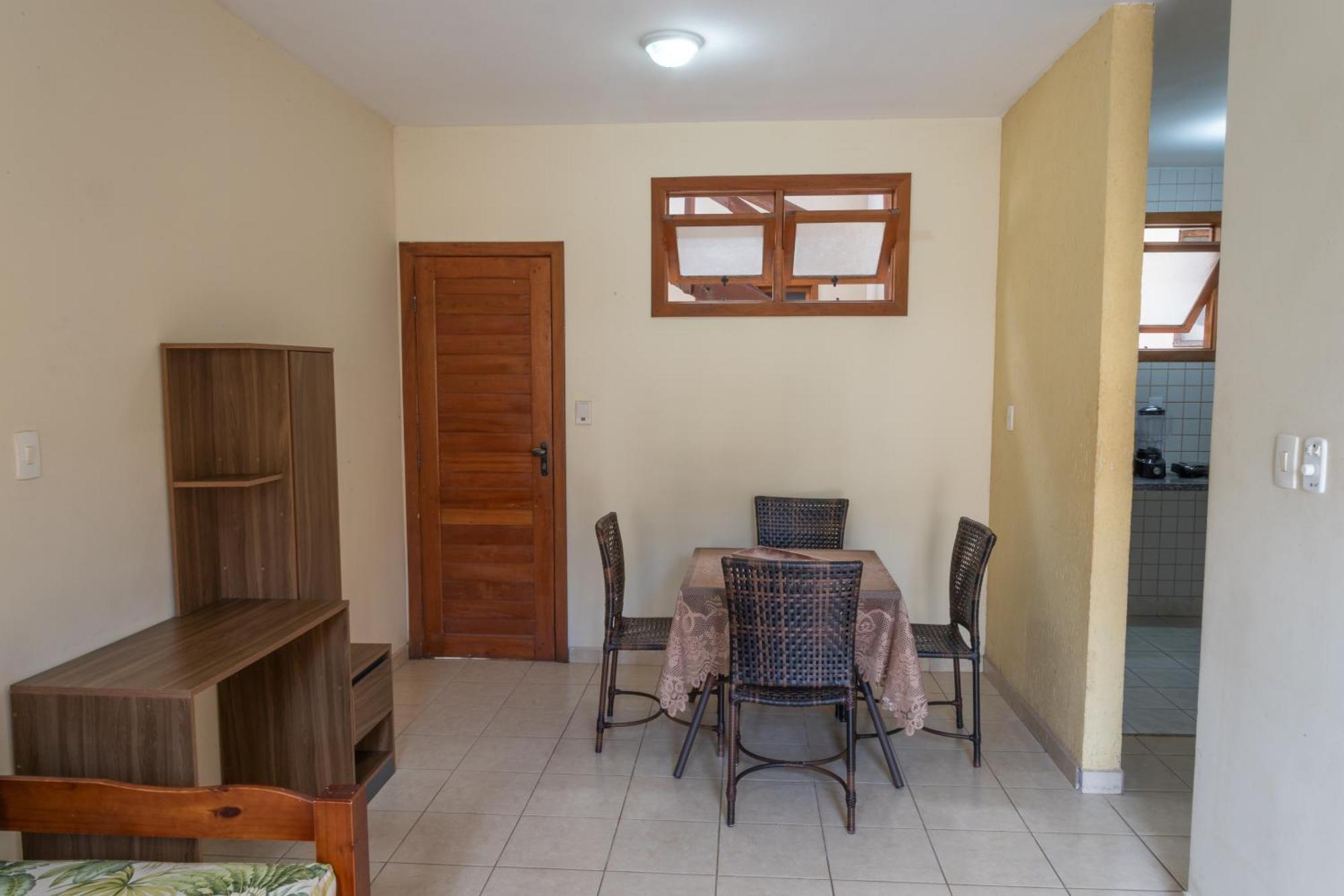 Em Frente A Praia De Taperapuan; Piscina; 1 Quarto; Wifi 300 Mbs; Estacionamento Gratuito 1 Veiculo Porto Seguro Exterior foto