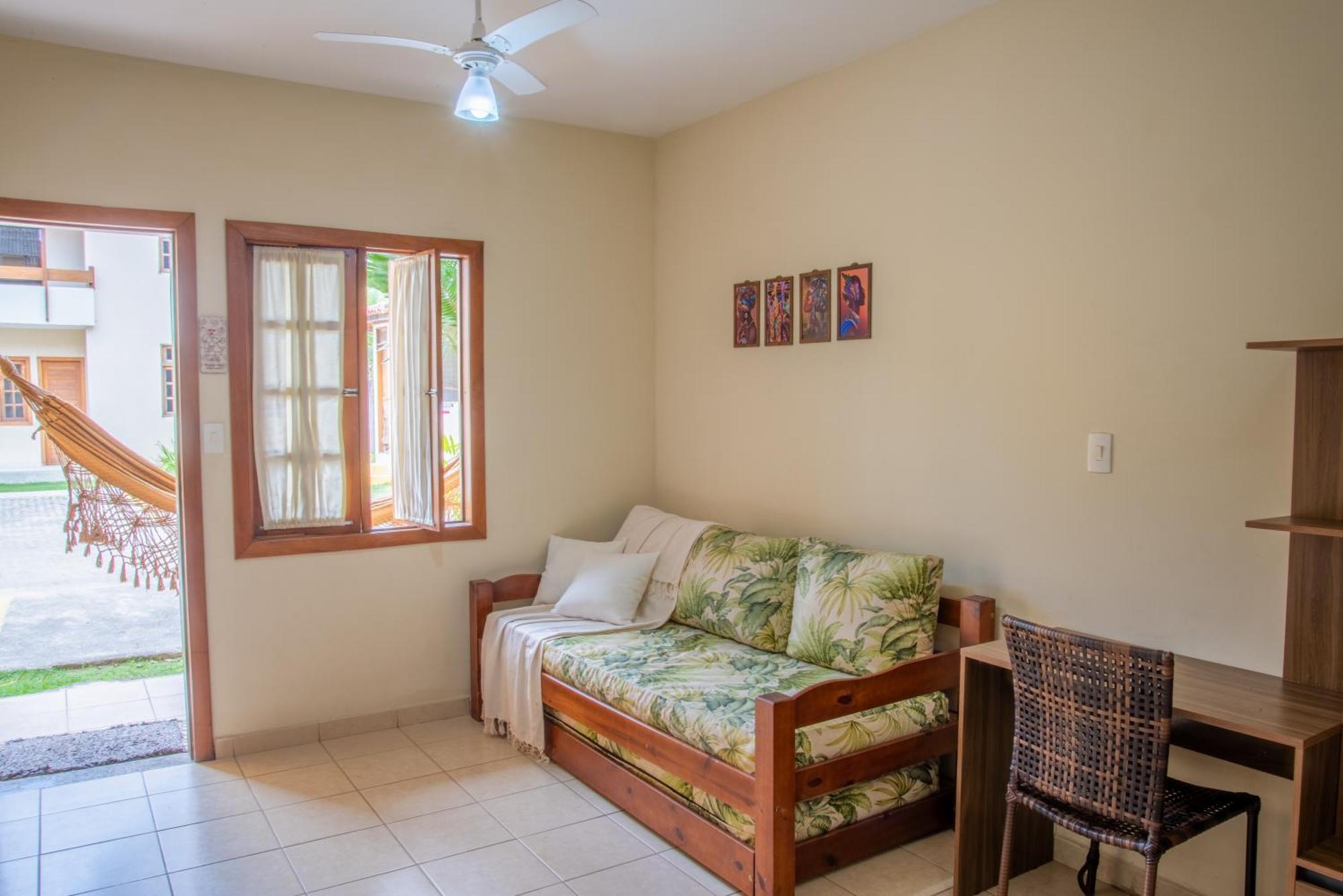 Em Frente A Praia De Taperapuan; Piscina; 1 Quarto; Wifi 300 Mbs; Estacionamento Gratuito 1 Veiculo Porto Seguro Exterior foto