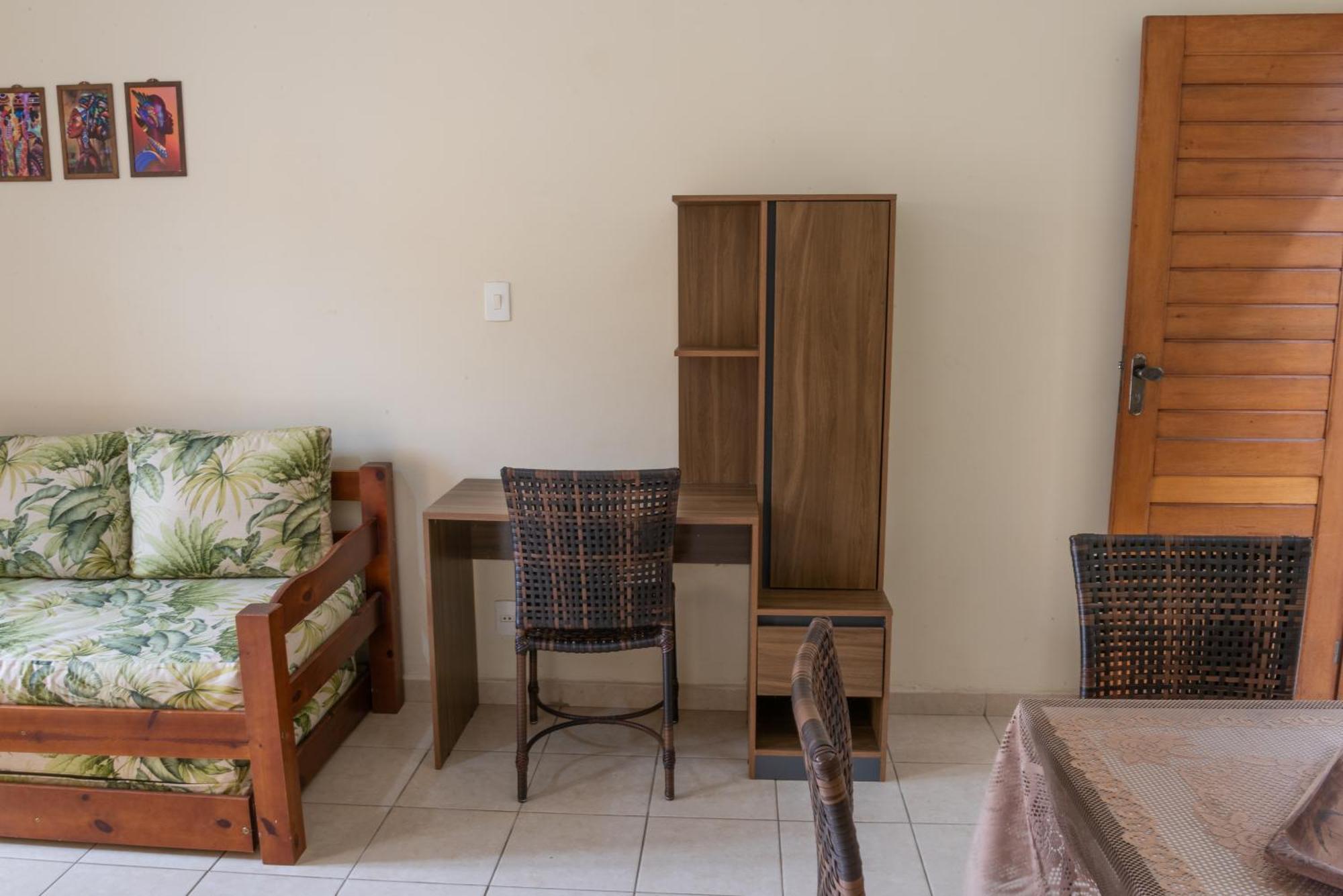 Em Frente A Praia De Taperapuan; Piscina; 1 Quarto; Wifi 300 Mbs; Estacionamento Gratuito 1 Veiculo Porto Seguro Exterior foto
