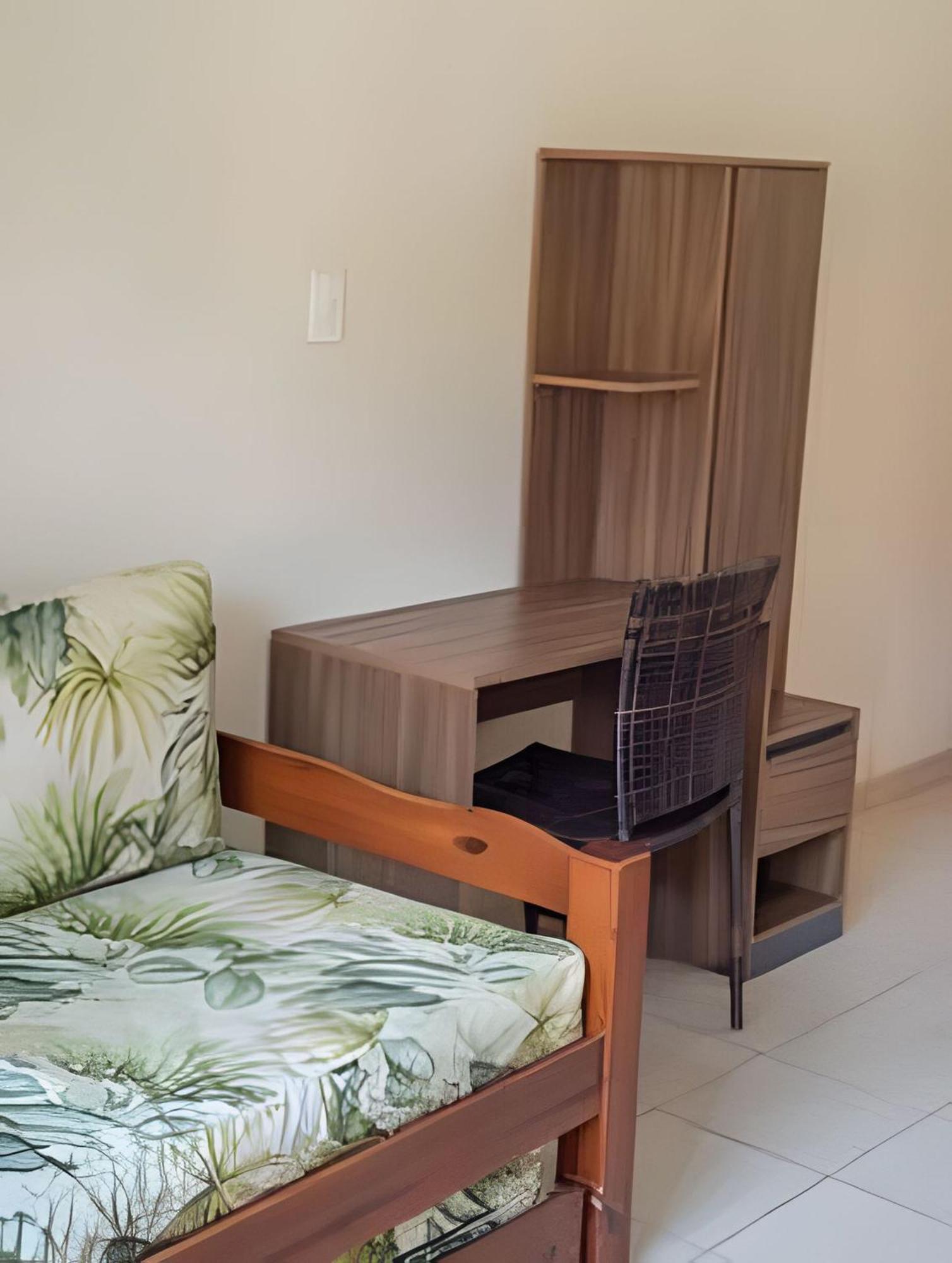 Em Frente A Praia De Taperapuan; Piscina; 1 Quarto; Wifi 300 Mbs; Estacionamento Gratuito 1 Veiculo Porto Seguro Exterior foto