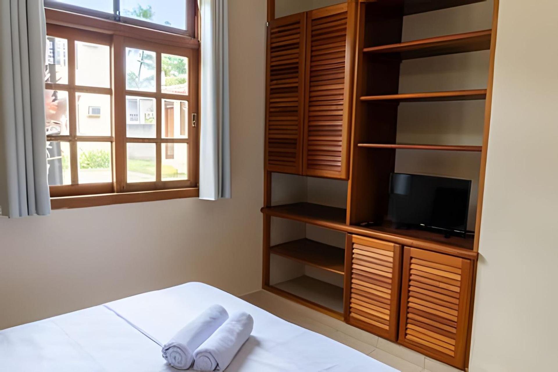 Em Frente A Praia De Taperapuan; Piscina; 1 Quarto; Wifi 300 Mbs; Estacionamento Gratuito 1 Veiculo Porto Seguro Exterior foto