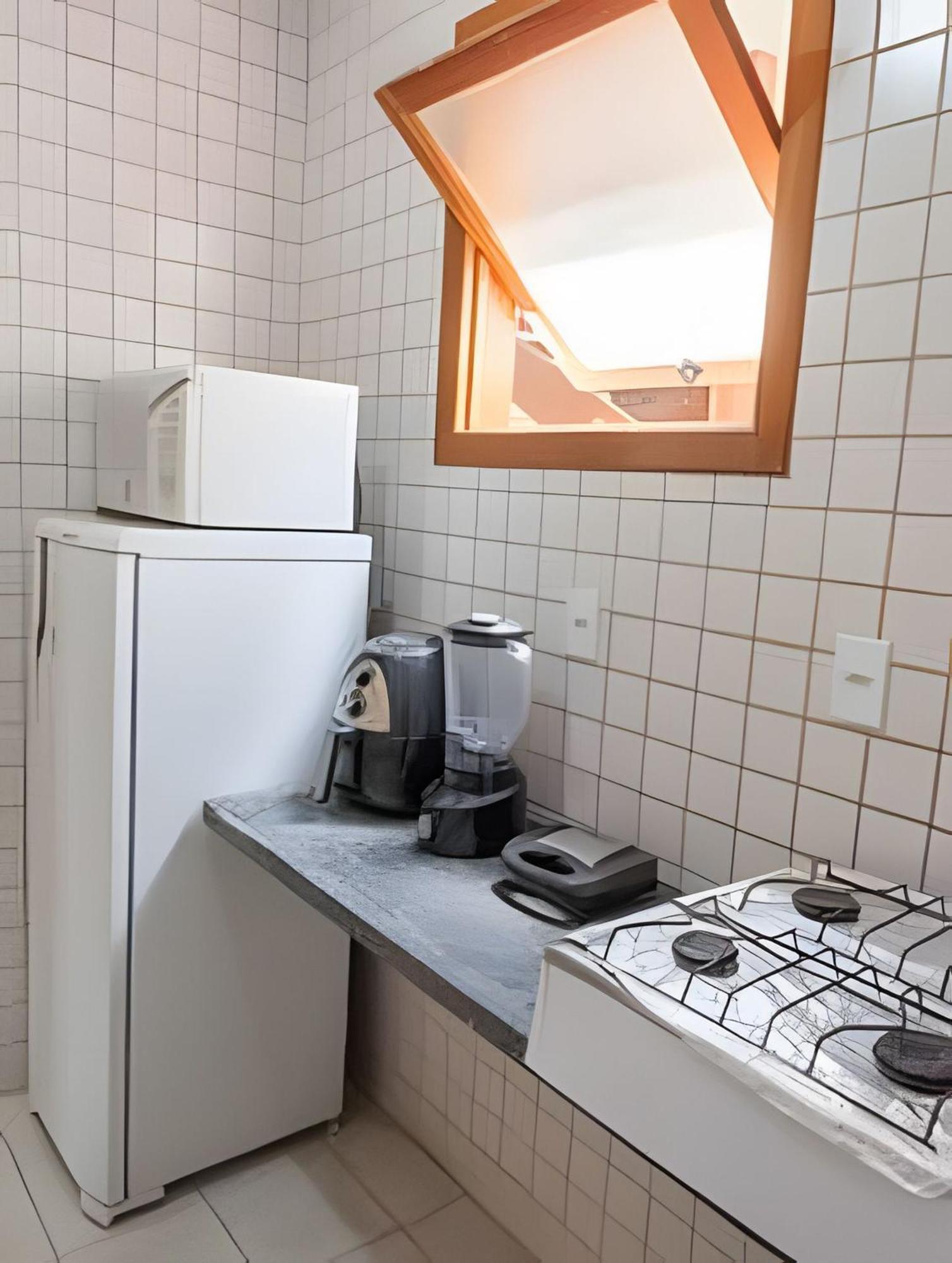 Em Frente A Praia De Taperapuan; Piscina; 1 Quarto; Wifi 300 Mbs; Estacionamento Gratuito 1 Veiculo Porto Seguro Exterior foto
